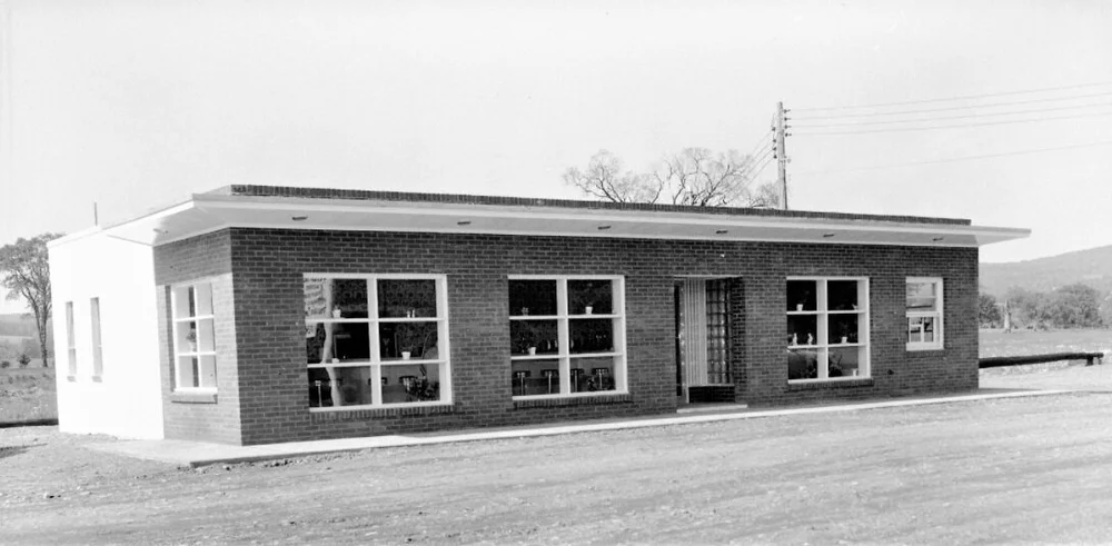 Black and white photo of the diner building on Route 23